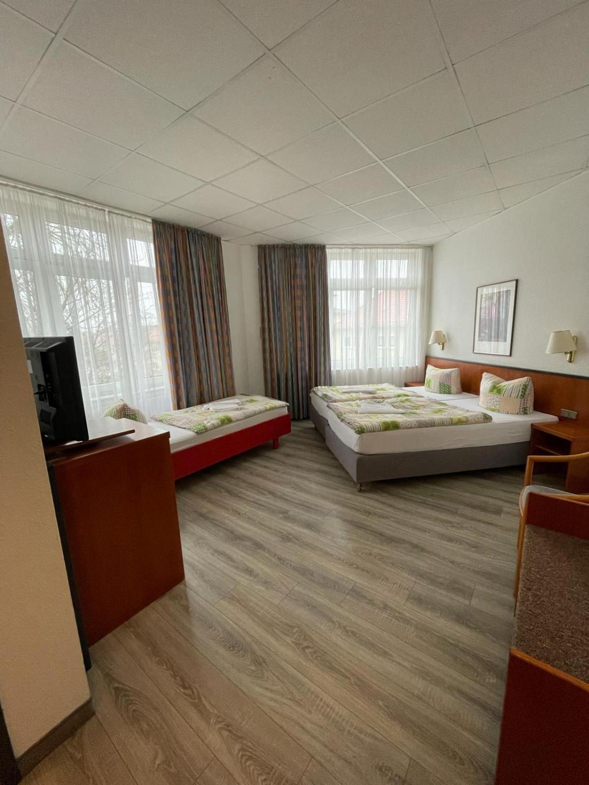 Hotel Birkenwerder Отель 3*